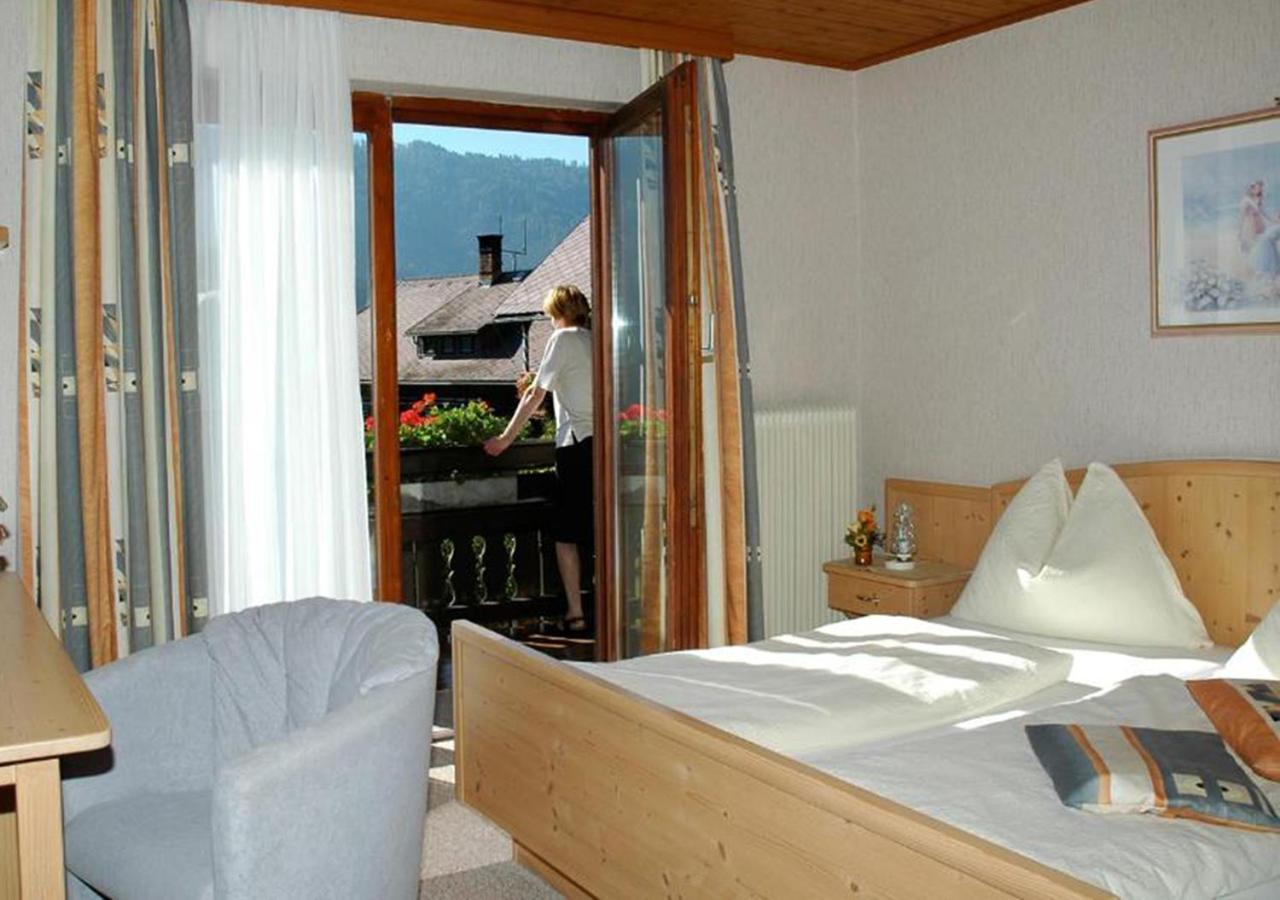 Pension & Ferienwohnung Sonnleiten Gnesau Habitación foto